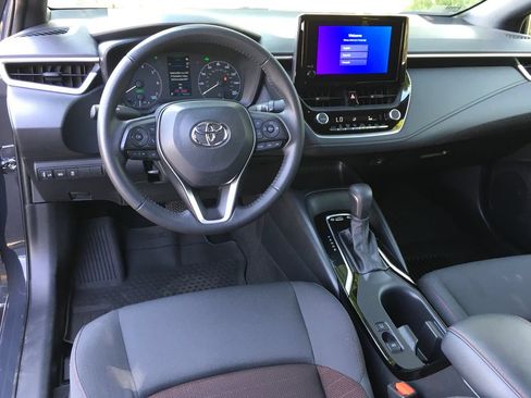 Used 2025 Toyota Corolla SE AWD/4WD image 23