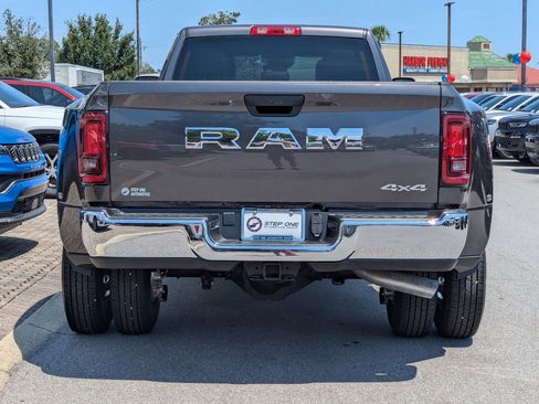New 2025 RAM 3500 Tradesman w/ Chrome Appearance Group image 6