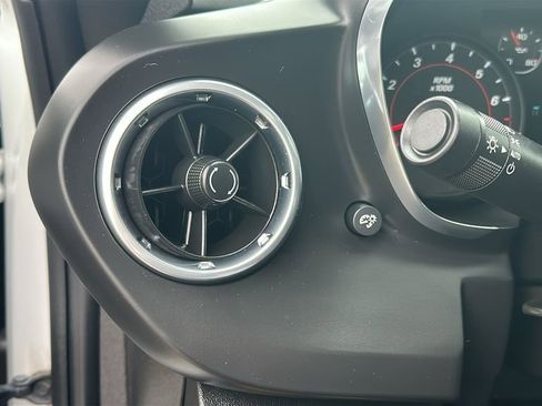 Used 2017 Chevrolet Camaro SS RWD image 21