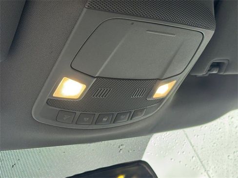 Used 2016 Ford F150 XLT image 25