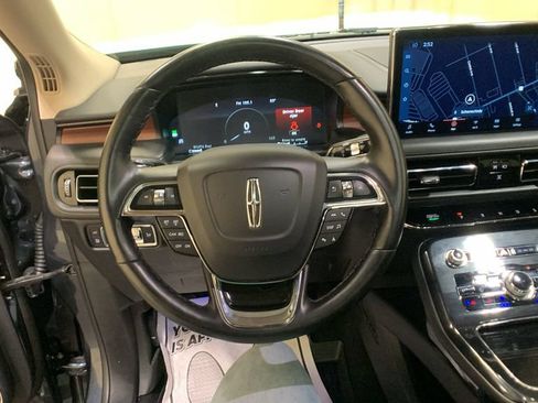 Used 2023 Lincoln Nautilus Reserve AWD/4WD image 34