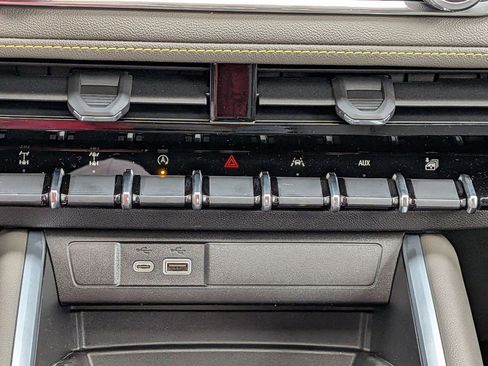 New 2026 Chevrolet Colorado ZR2 w/ Technology Package image 17