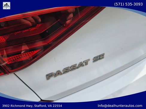 Used 2018 Volkswagen Passat 2.0T SE FWD image 12