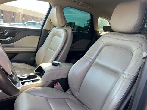 Used 2020 Lincoln Corsair FWD w/ Equipment Group 101A image 14