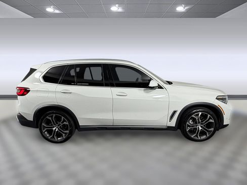 Used 2023 BMW X5 sDrive40i w/ Parking Assistance Package RWD image 8