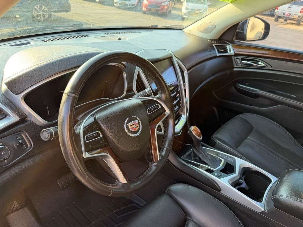 Used 2013 Cadillac SRX Premium FWD image 32