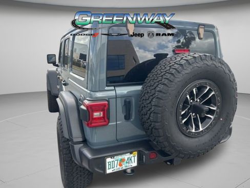 Used 2025 Jeep Wrangler Willys image 22