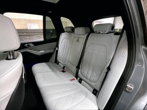 Used 2024 BMW X5 xDrive50e w/ Premium Package image 28