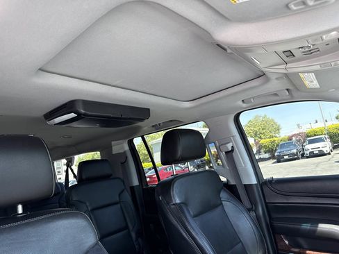 Used 2015 GMC Yukon XL SLT w/ HD Trailering Package AWD/4WD image 28