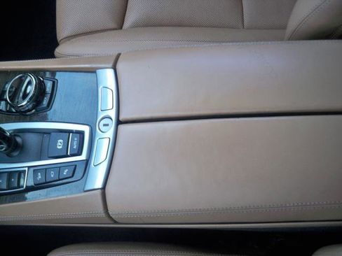 Used 2015 BMW 750i xDrive image 14