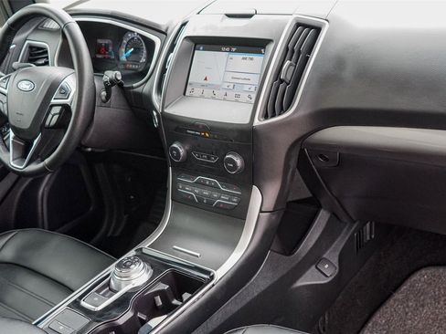 Used 2019 Ford Edge SEL w/ Equipment Group 201A image 27