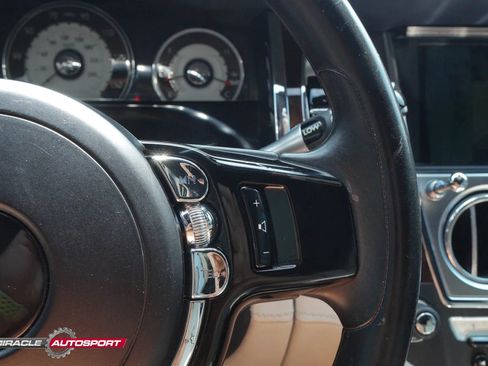 Used 2015 Rolls-Royce Wraith image 34