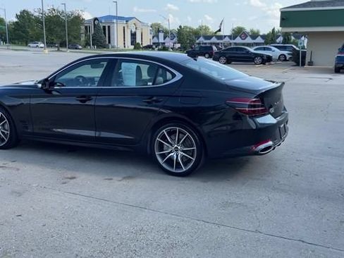 Used 2025 Genesis G70 2.5T RWD image 6