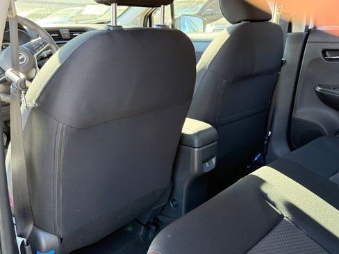 New 2025 Nissan Versa SR w/ Trunk Package image 18