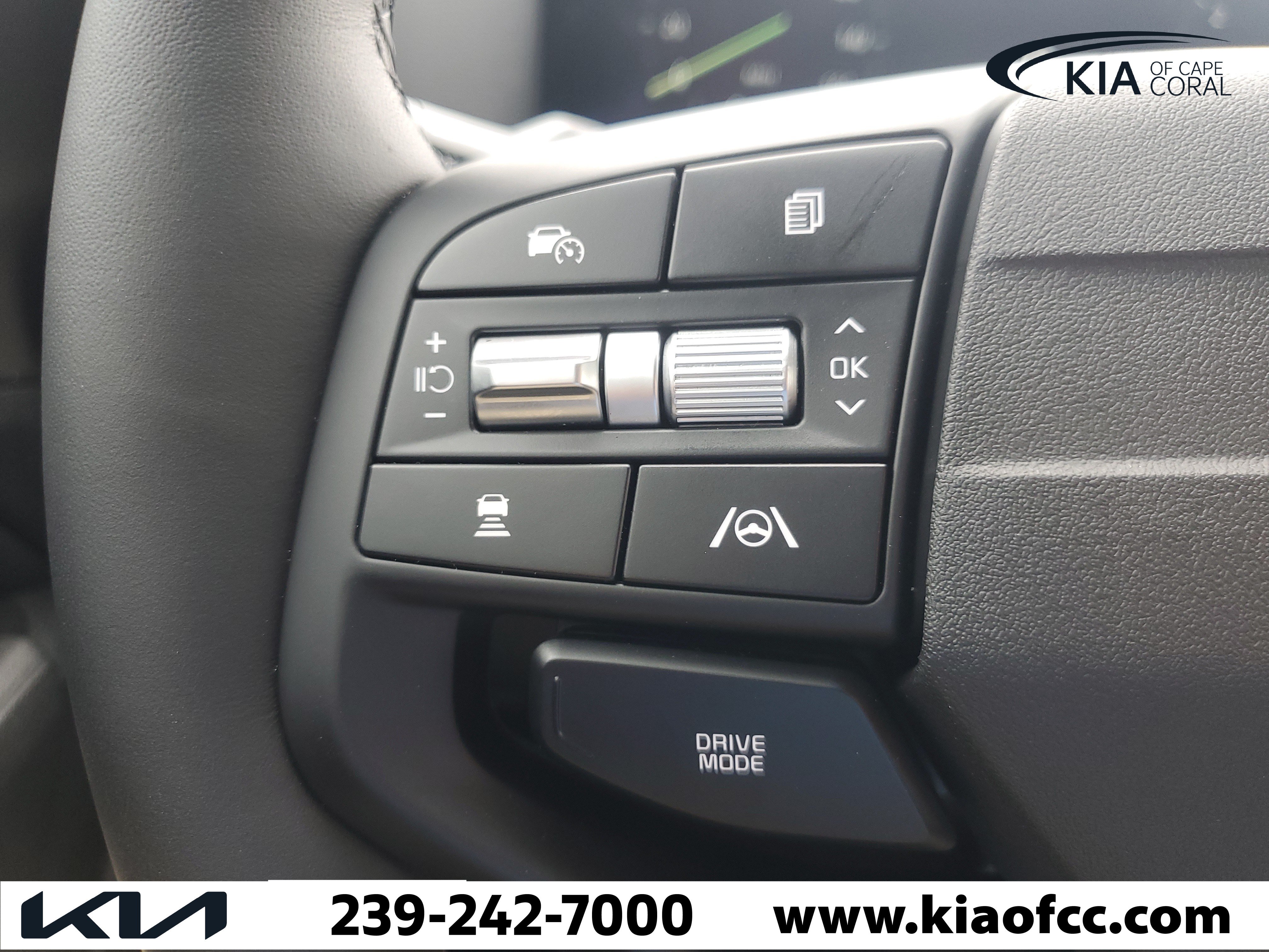 New 2026 Kia Sportage SX FWD image 21