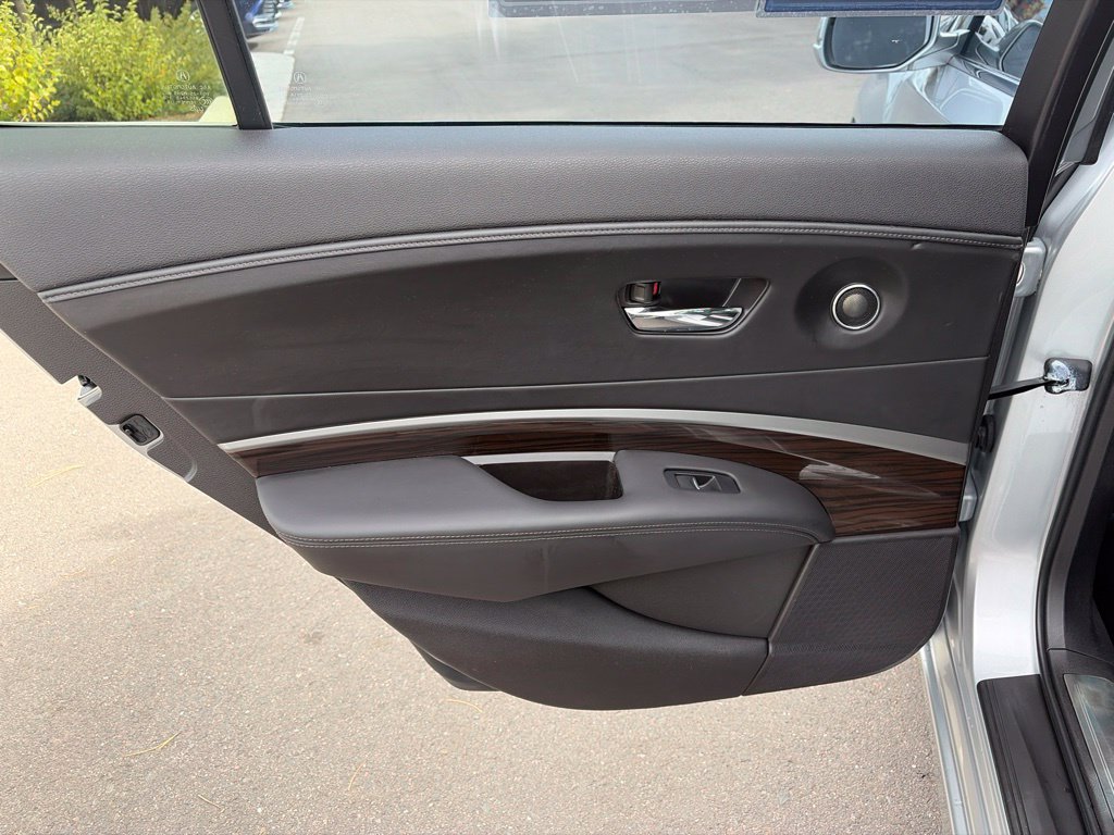 Used 2014 Acura RLX w/ Technology Package FWD image 20