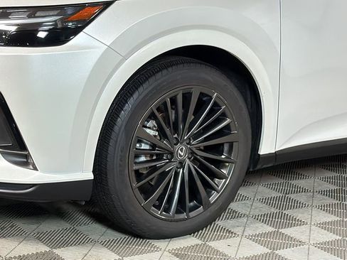Used 2024 Lexus RX 350 Premium w/ Cold Area Package image 4