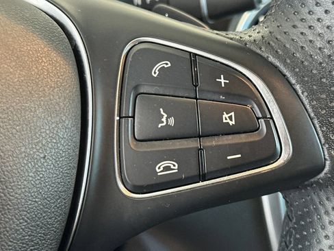 Used 2019 Mercedes-Benz GLA 250 4MATIC image 29