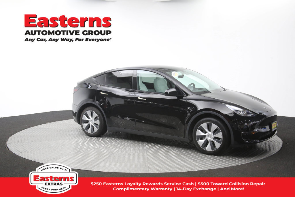Used 2022 Tesla Model Y Long Range AWD/4WD image 45