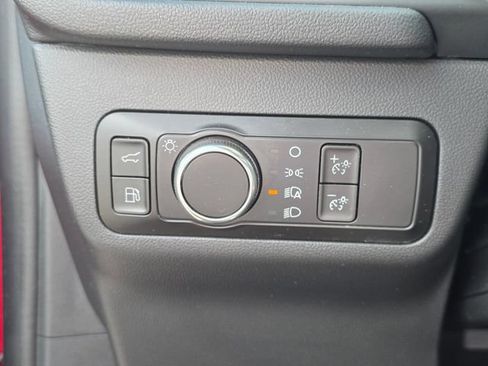 Used 2025 Ford Escape ST-Line w/ Equipment Group 301A FWD image 37