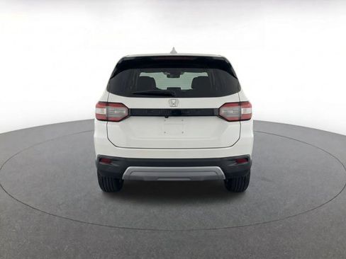 Used 2025 Honda Pilot EX-L image 6