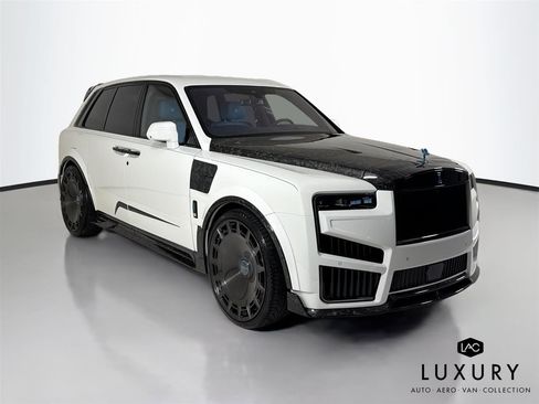 Used 2026 Rolls-Royce Cullinan AWD/4WD image 3