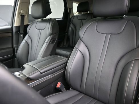 Used 2024 Genesis GV80 3.5T image 22