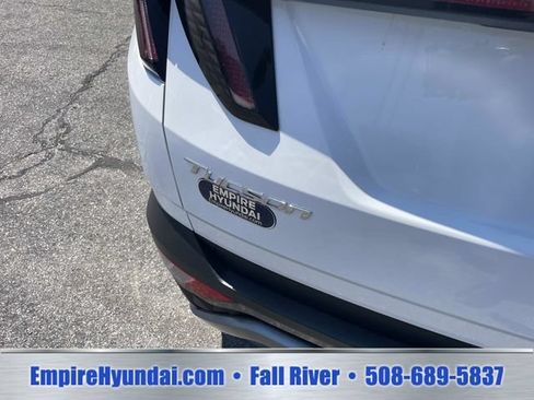 Used 2024 Hyundai Tucson Limited AWD/4WD image 5
