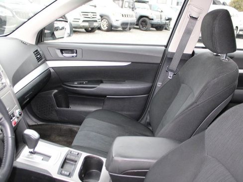Used 2014 Subaru Legacy 2.5i Premium image 14