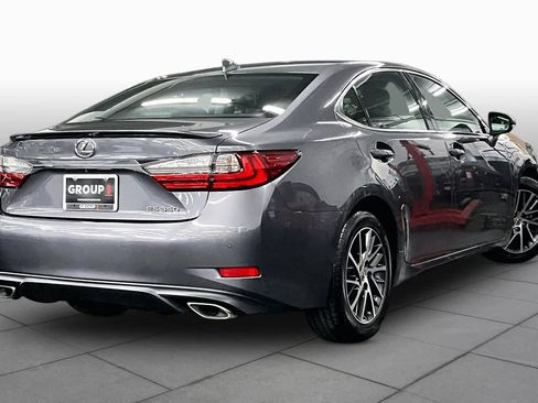 Used 2016 Lexus ES 350 w/ Navigation System Package FWD image 12