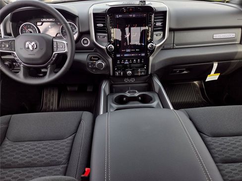 New 2026 RAM 1500 Big Horn AWD/4WD image 9