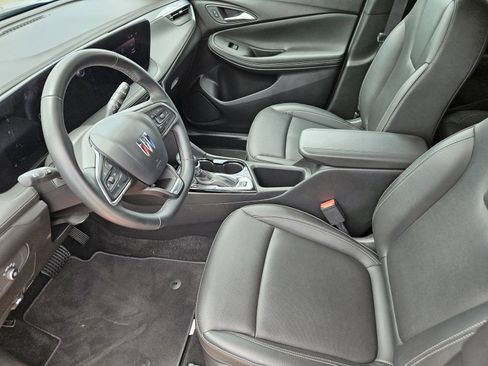 Used 2024 Buick Encore GX Sport Touring FWD image 16
