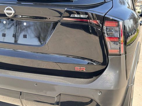 Used 2025 Nissan Kicks SR w/ SR Premium Package image 13