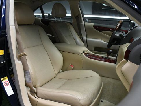 Used 2007 Lexus LS 460 Luxury Sedan image 37