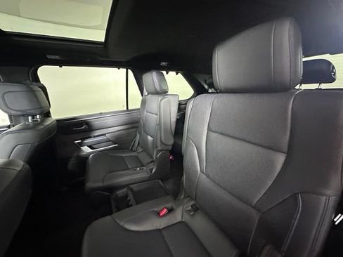 Certified 2025 Toyota Sequoia Platinum w/ TRD Performance Package (TMS) AWD/4WD image 19