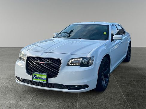 Used 2022 Chrysler 300 S image 3
