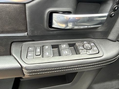 New 2026 RAM 2500 Laramie AWD/4WD image 20