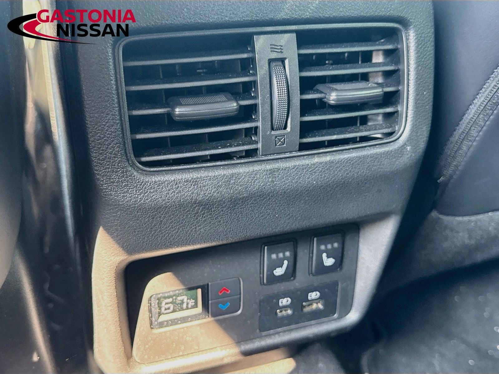 Used 2023 Nissan Rogue Platinum w/ Platinum Premium Package AWD/4WD image 35