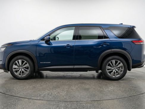 Used 2025 Nissan Pathfinder SV AWD/4WD image 5