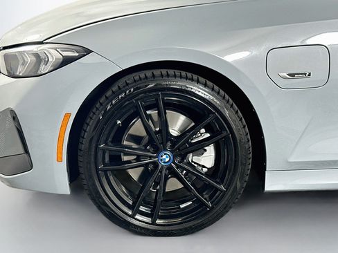 Used 2023 BMW 330e w/ M Sport Package RWD image 11