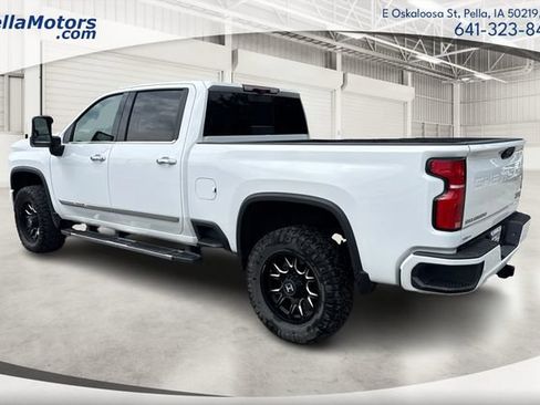 Used 2024 Chevrolet Silverado 3500 High Country w/ High Country Premium Package AWD/4WD image 5