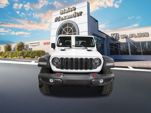 New 2025 Jeep Gladiator Rubicon w/ Safety Group image 11