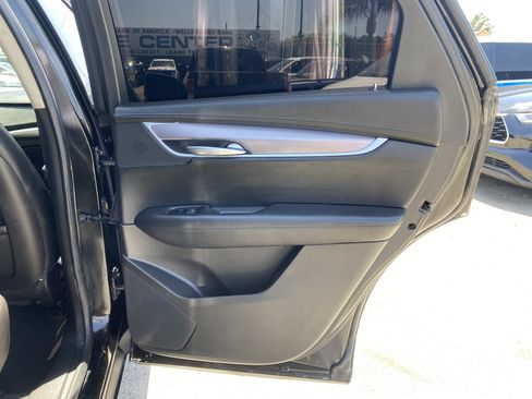 Used 2019 Cadillac XT5 Premium Luxury FWD image 22
