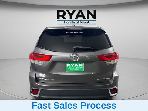 Used 2018 Toyota Highlander Limited image 8