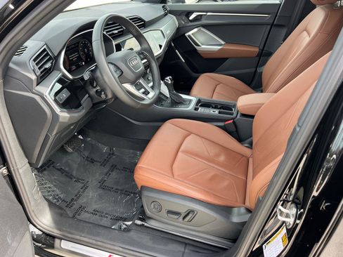 Certified 2025 Audi Q3 2.0T Premium Plus w/ Premium Plus Package AWD/4WD image 9