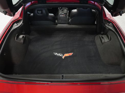Used 2012 Chevrolet Corvette Coupe RWD image 30