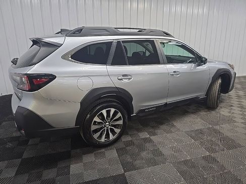 New 2025 Subaru Outback Limited image 3