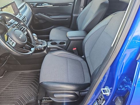 Used 2022 Kia Seltos Nightfall Edition image 11