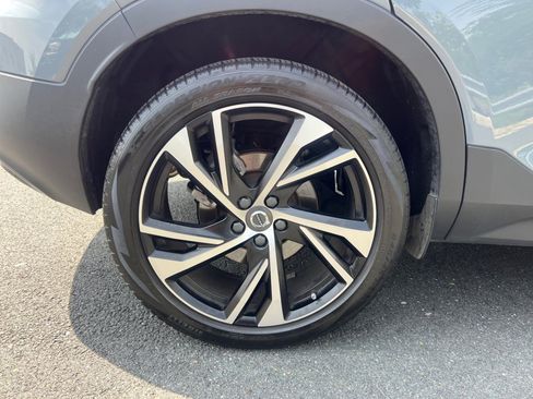 Used 2021 Volvo XC40 T5 R-Design w/ Climate Package AWD/4WD image 23