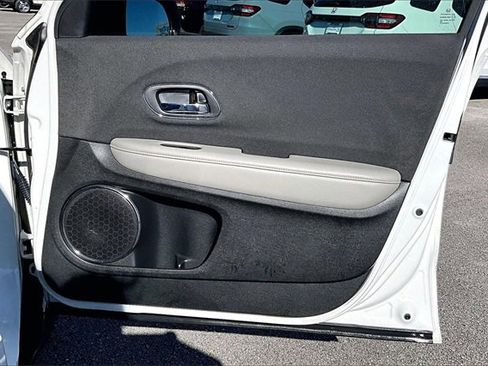 Used 2020 Honda HR-V EX image 27